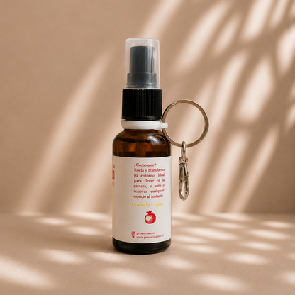 MINI HOME SPRAY - Aromatizante pocket - Aroma Granada y piña  - Gratitud / SIN LLAVERO
