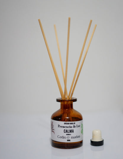 Difusor de varilla "CALMA" 90 ml  - Aroma Cedro & madera